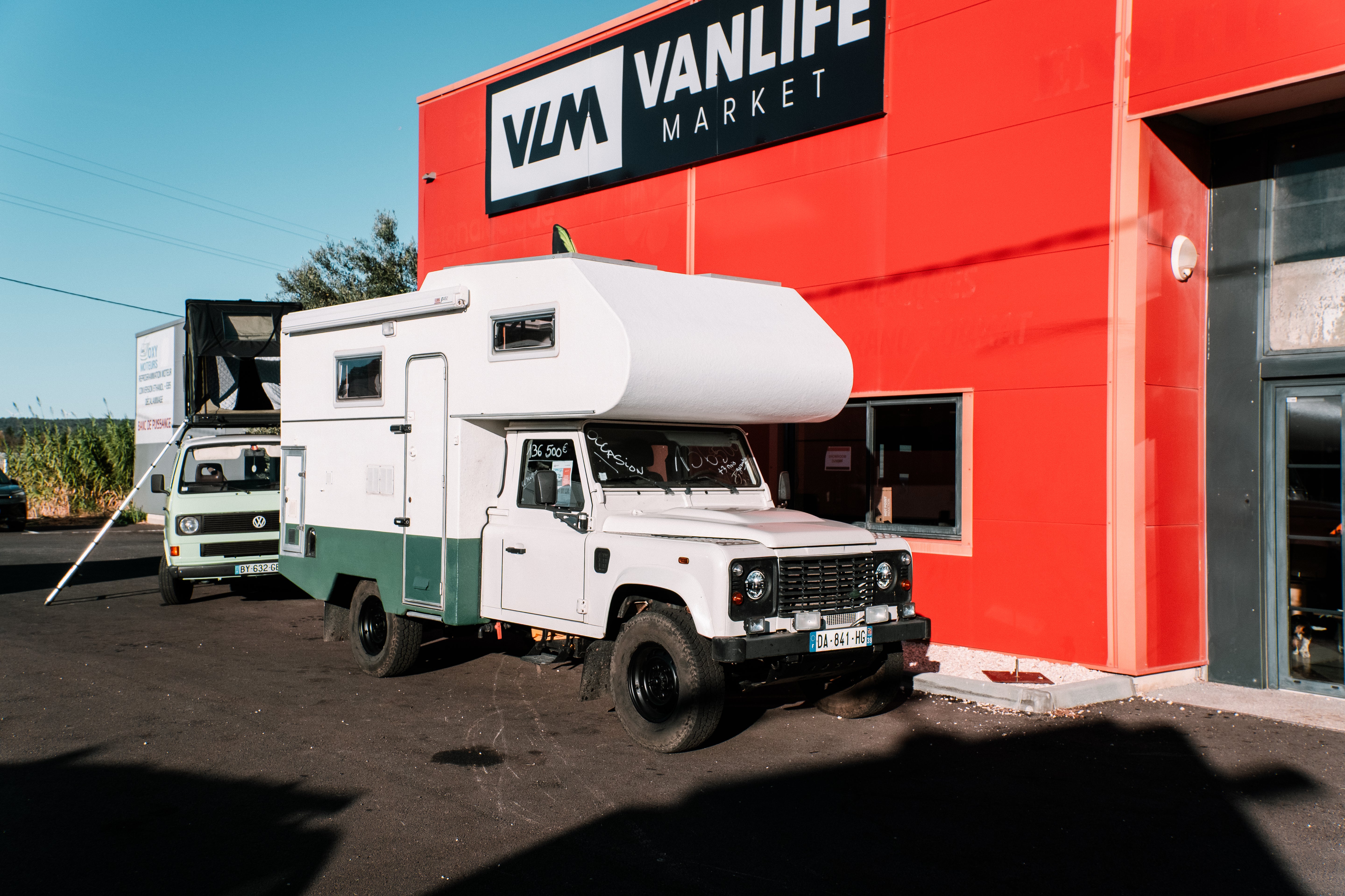 Land Rover Defender 130 4x4 VASP Clémenson – 197 121 KM – 2 Personnes - Garantie 3 mois