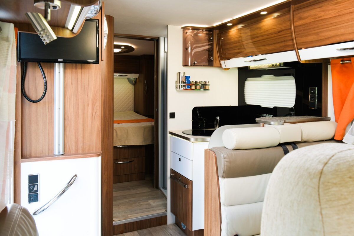 Pilote G740 Sensation – Fiat Ducato 130cv – 4 places – Aménagement haut de gamme – Image 5
