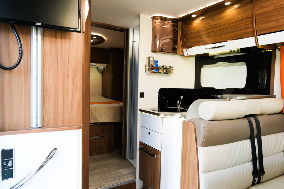 Pilote G740 Sensation – Fiat Ducato 130cv – 4 places – Aménagement haut de gamme – Image 8