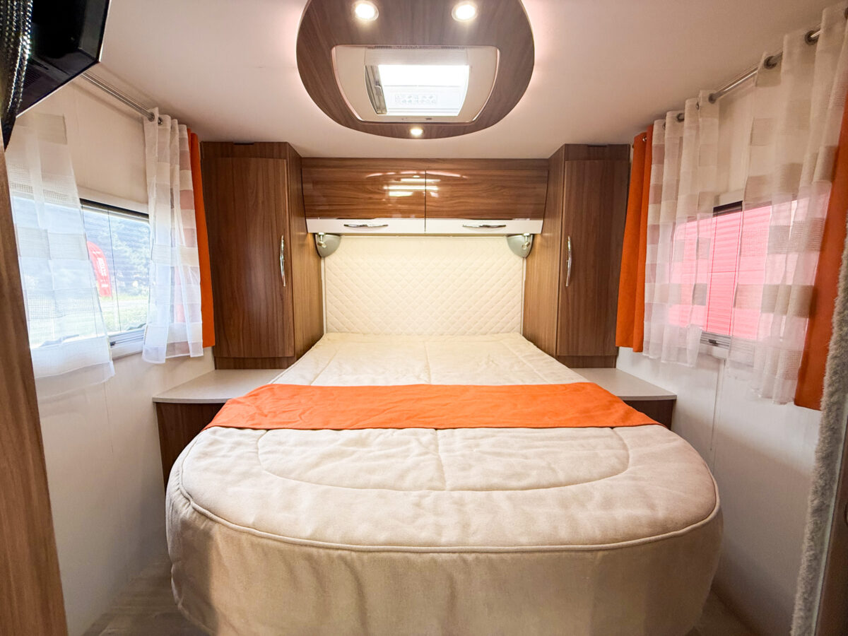 Pilote G740 Sensation – Fiat Ducato 130cv – 4 places – Aménagement haut de gamme – Image 4